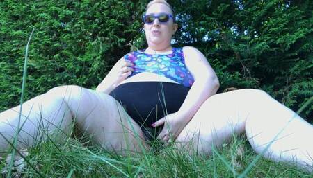 BBW Outdoor Orgasms