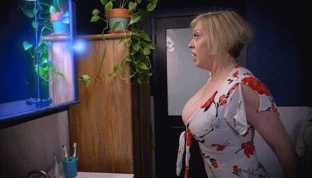 Astral Projecting Into A Hot MILF (4K)