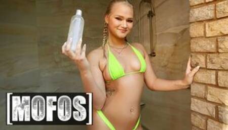 Charles Dera Watches Harley King Taking Shower And Invites Him In His House To Have Fun