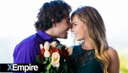 Pretty Blonde wt Banging Body Smashes Hunk On 1st Date - Sydney Cole