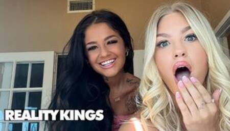 Jazlyn Ray Meditates While Ryan Reid Is Trying To Get Her Attention By Getting Naked