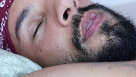 Exploring an unaware giant after sex - Lalo Cortez