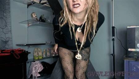 Femdom turns to FARTdom