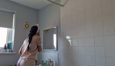 Bratty Step-Sister's First Facial