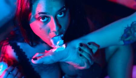 Lesbian Foot Worship in Messy Jelly