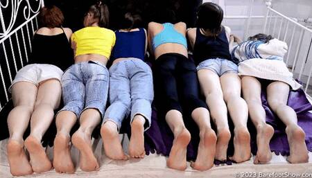 Parade of 12 bare feet aged 19 to 62 (Part 4 of 6) #20230826