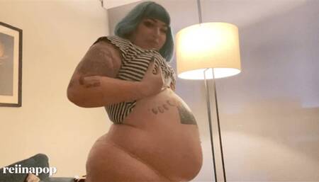 Intense Stomach Sounds in Burp Desperation Belly Play!