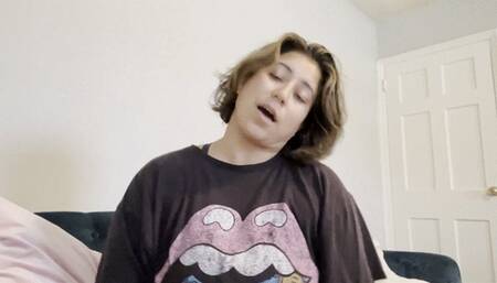 making myself sneeze!