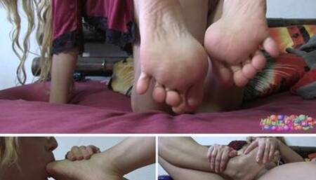 sexy small feet - mp4 720p