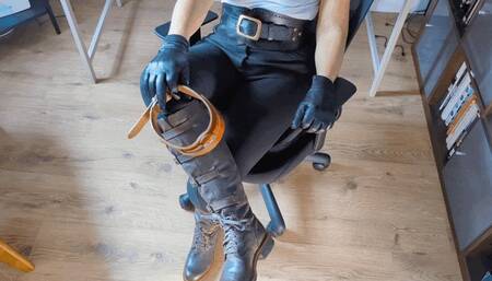 Office Boot Bitch Interview (1080P)