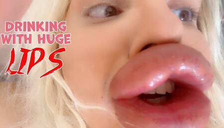 Vienna Wuerstel - Drinking with massive Lips
