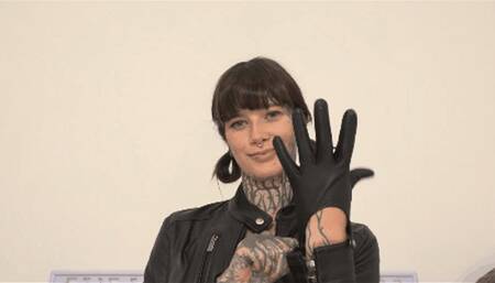 The lured pervert (2 PART)