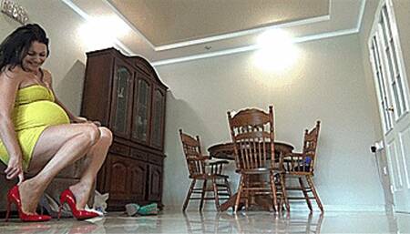 choosing shoes for mommy mo