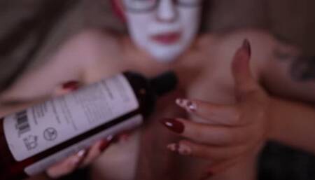 face mask handjob from stepmommy