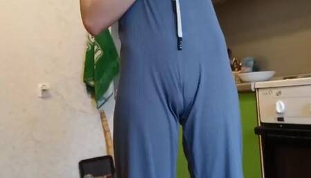 Diana pee in her summer overalls