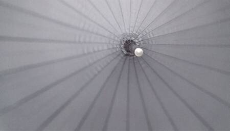 ZIPPERING THREE COATS (c)