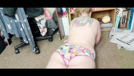 Puff Cutey Panties : Ass Flexing