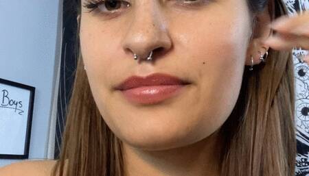 SaigeKiljoy Lip Curling