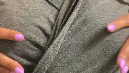 Kiki loavies tit play