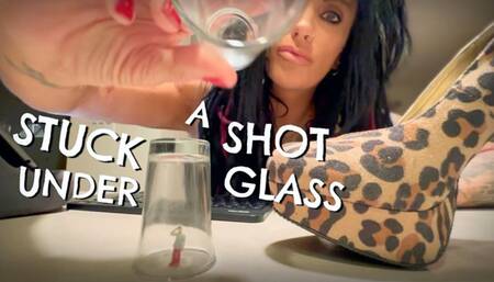 GIANTESS RAVEN & THE TINY MEN CAUGHT IN A SHOT GLASS