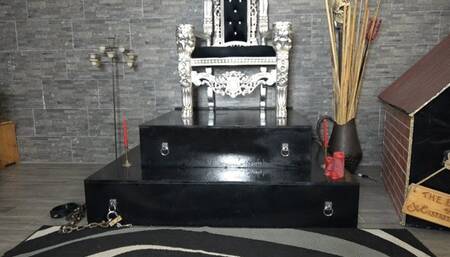 MISTRESS LILY DUPONT : LOSER GIVE ME YOUR WALLET