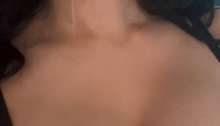 SPITTING Compilation With Huge Cleavage Close-ups ????