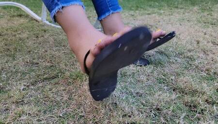 Flip Flops Destruccion by Lilian