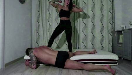 Bearhug ,headscissor and pin down though hold