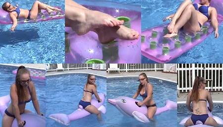 Cindy Inflatables in Pool Combo MOV