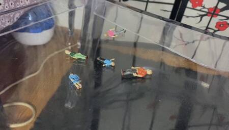 Unaware giantess sits on tiny people