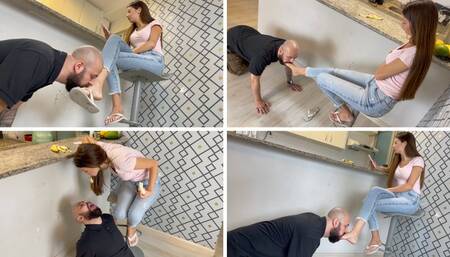 Paulinha feeding the slave the right way (MP4-HD 1080p)