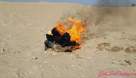 Anastasija 32 - Burning her Soes