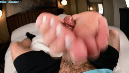 ** Quicky ** Bun between classes fj! "You're going to send me back lookin like a whore!" - MP4