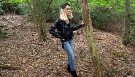 Looking For The Loot (MP4 1080p) - Mira Suru