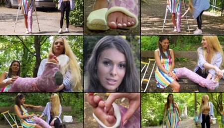 Lia LLC Crutching in the Park with a Sundress and Cleaning off her Dusty Foot with Foot Play  (in HD 1920X1080)