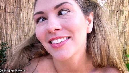 * 854x480p * Cross Eyed Silly & Smiling Face Pigtail Girl - MOV