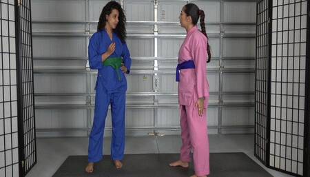 NO ONE WANTS TO FIGHT (mp4 1080)