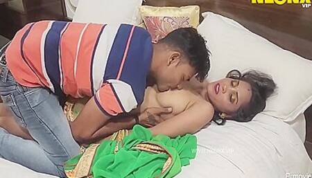 Desi Bhabhi Gets Fucked By Young Devar P3