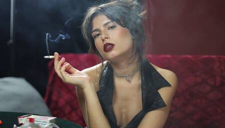 Sonya smokes Reds 2