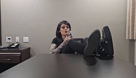 Belladonna - Reporter Volunteers for Vore