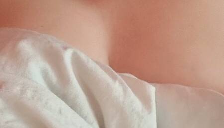 Big tits naked in bed