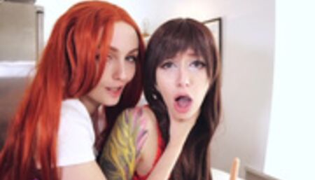 SpiderMan Cosplay Lesbian Strapon Anal Fuck +Sakura Chaturbate Stream