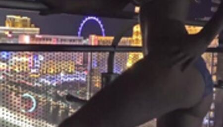 Striptease over the Las Vegas Strip