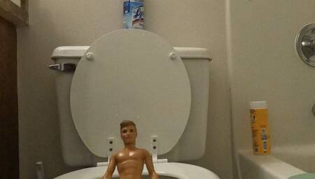 Tiny Human Tries to use Giantess Toilet 4k2