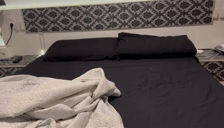 My sexy ass is farting