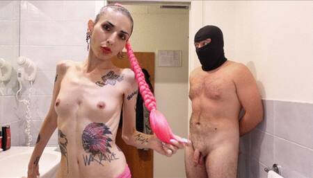 His 1th Recording Session - Ballbusting Lesson (Italian Language)