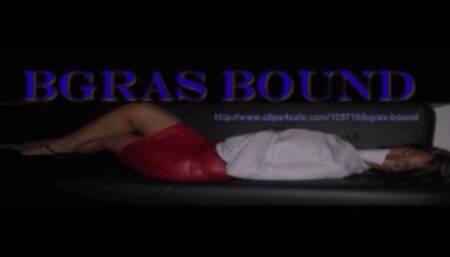 Kimberly Jay Caught In Cosplay For the Fall (WMV)