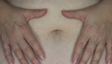 Giantess Deep belly button exploration