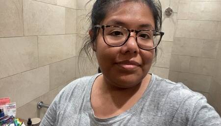 Truck stop toothbrushing