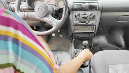 Diana Senior Cranking Battle with her Old Chevy Corsa